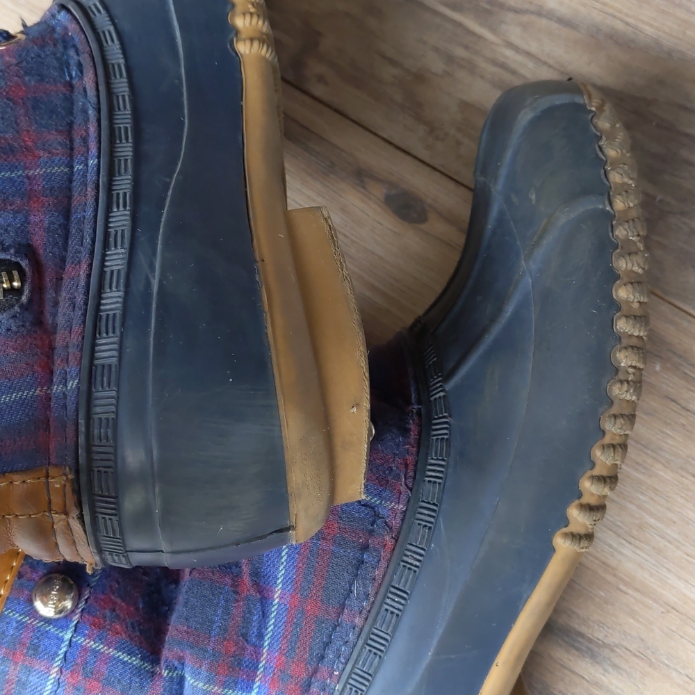 Tommy Hilfiger duck boots - Picture 11 of 11